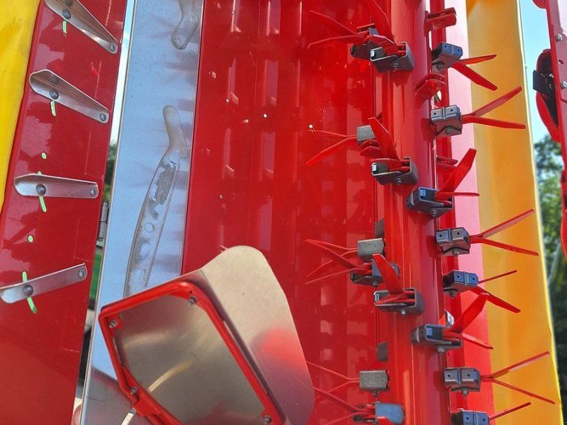 Pöttinger NOVACAT 302 ED