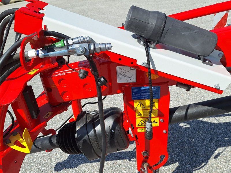 Pöttinger TOP 882 C