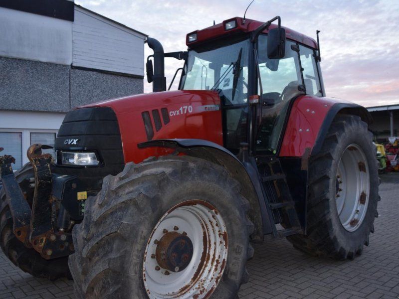 Case IH CVX 170 mit Lenksystem