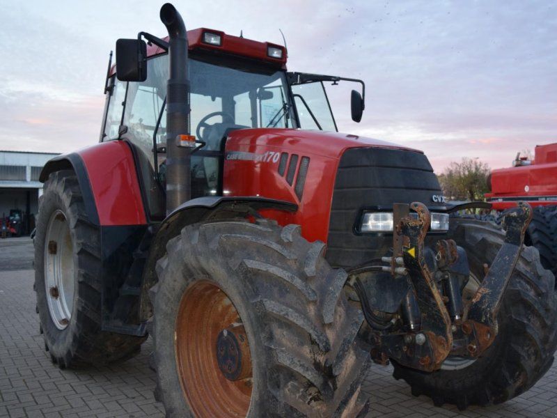 Case IH CVX 170 mit Lenksystem