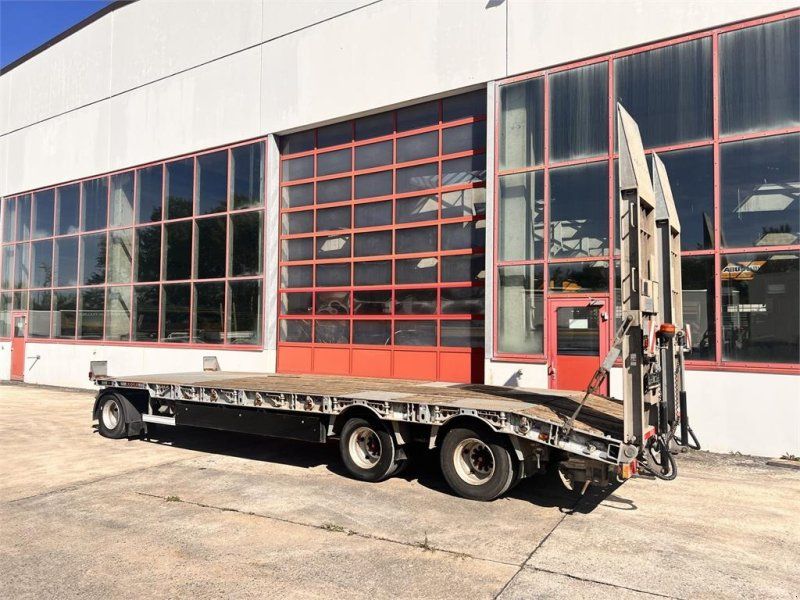 Kögel AT 30 3 Achs Tieflader 8,5 m