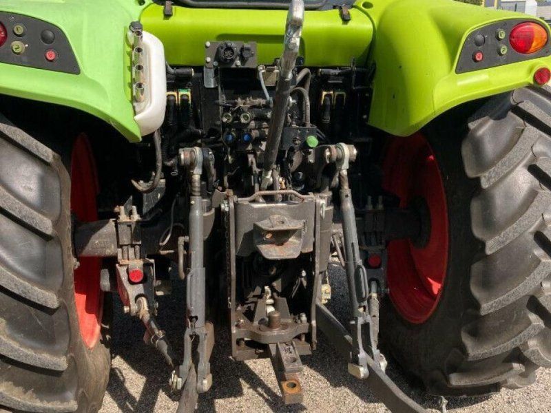 Claas arion 420 sur mesure