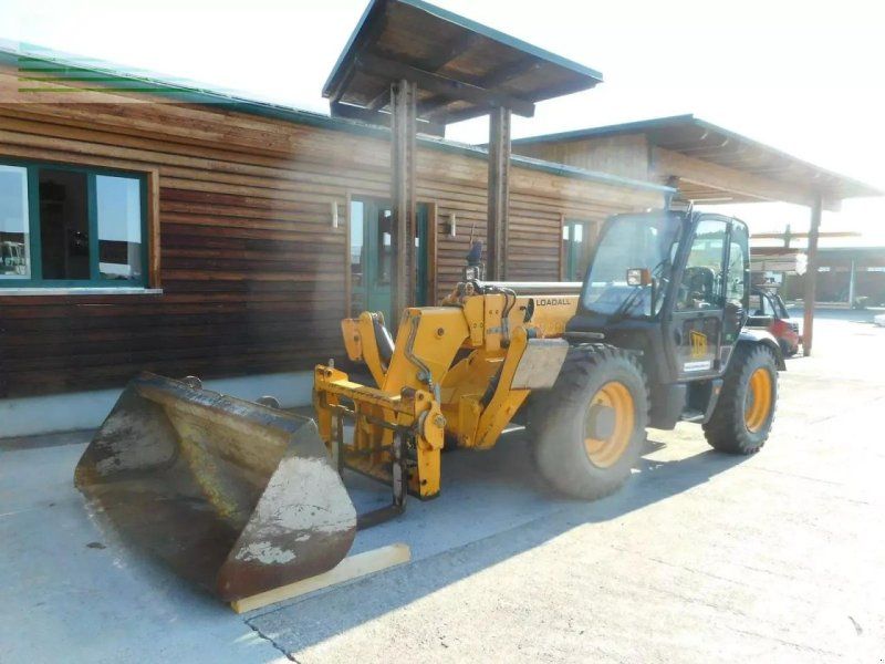 JCB 533-105 ( 3,3t 10,5m )