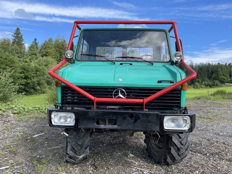 Mercedes-Benz Unimog U1000 Forst