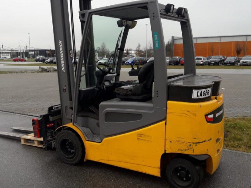 Jungheinrich EFGS 30 S