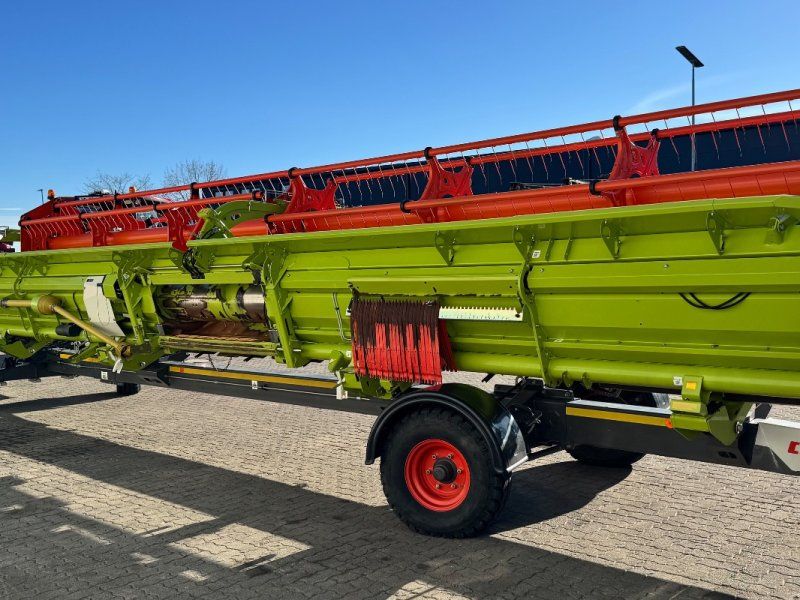 Claas VARIO 1080 + Schneidwerkswagen