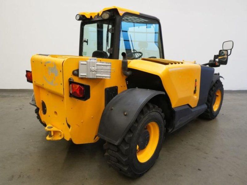 JCB 525-60