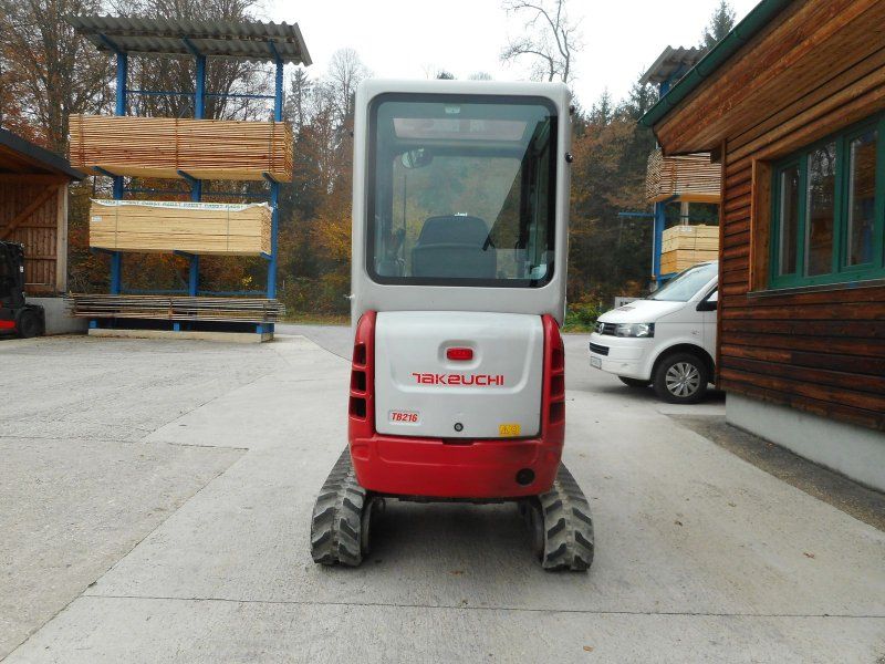 Takeuchi TB 216 ( 1.865kg ) POWERTILT + hydr. Schnellwech