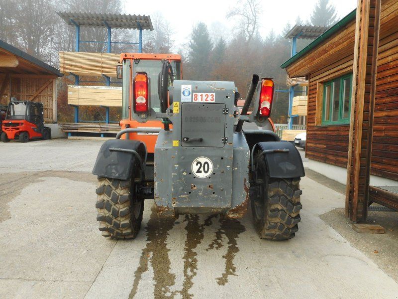 JLG 3513 ( 3,5t 13m ) NIVEAUAUSGLEICH