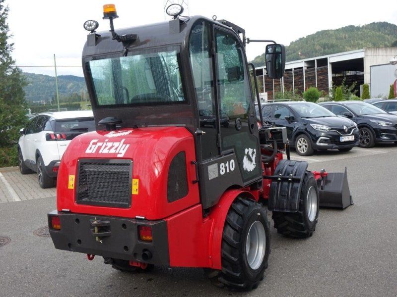 Grizzly 810+Telescope Hoflader 4WD Super Zustand