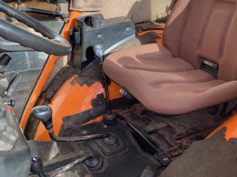 Fendt 250 K mit Fronthydraulik und Frontzapfwelle