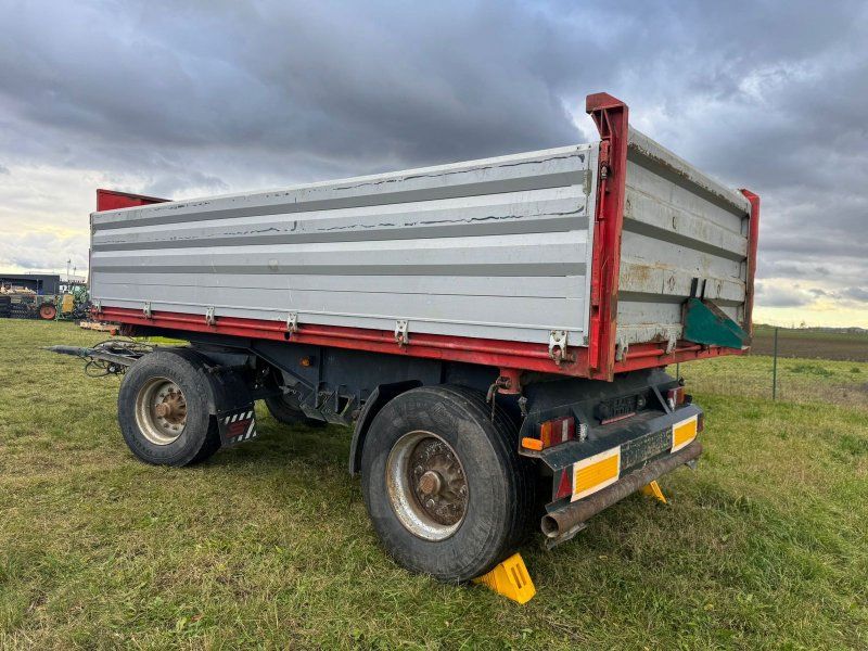 Schwarzmüller 3-Seiten Kipper 18T