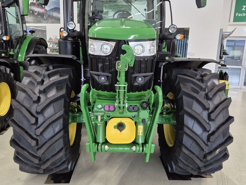 John Deere 6R 185