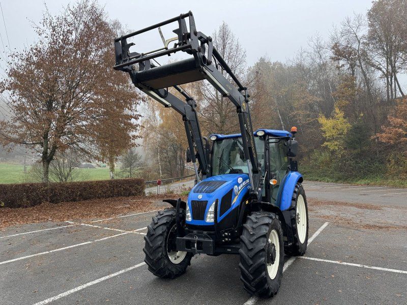 New Holland TD5.85