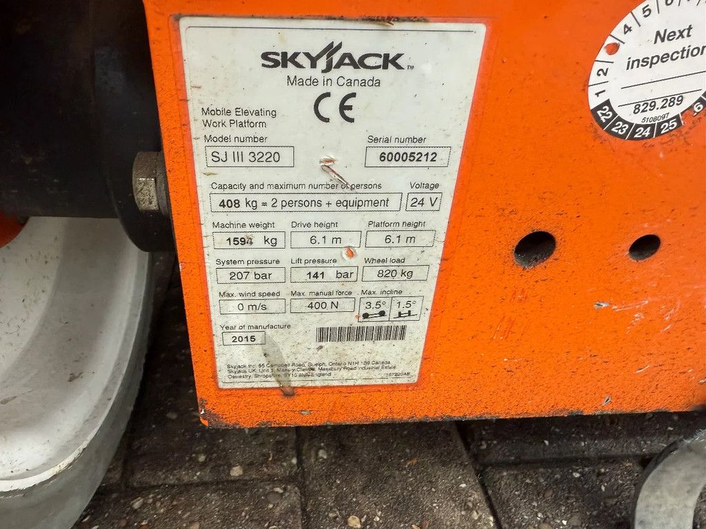 Skyjack 3220
