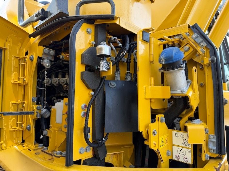 Komatsu PC 228 USLC-11