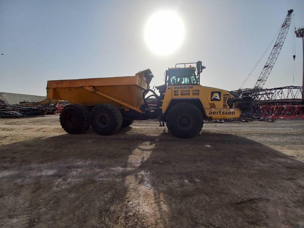 Komatsu HM400-3R (4 pcs available in Abu Dhabi)