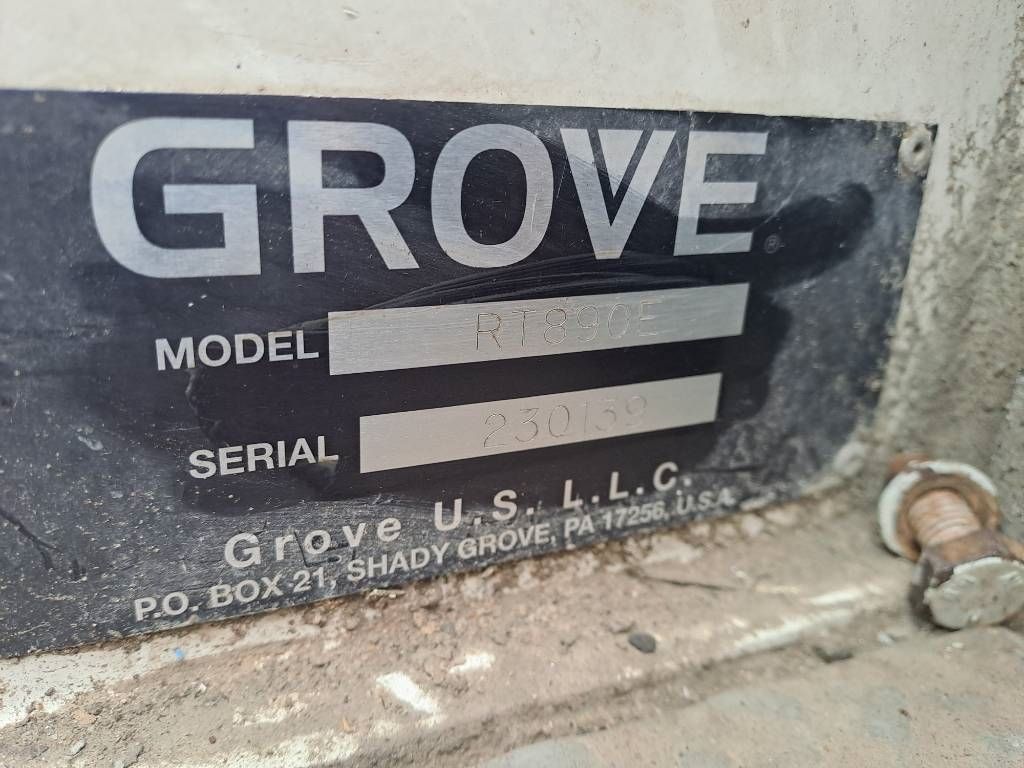 Grove RT890E