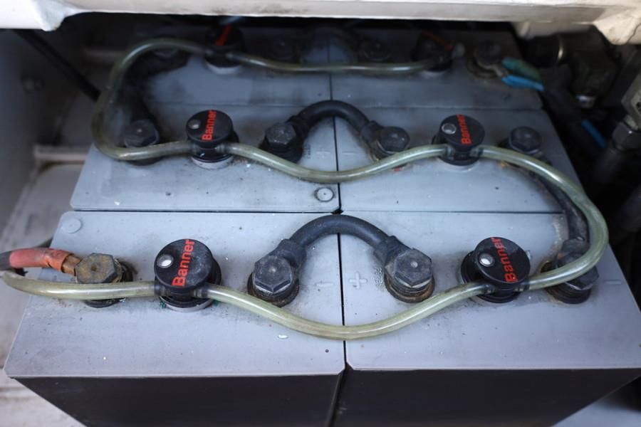 Holland Lift Ecostar HL-11812 Electric, 14m Working Height, 300