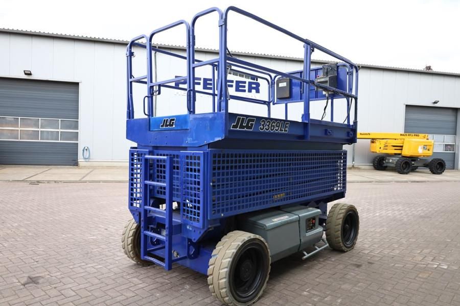 JLG 3369LE Electric, 12m Working Height, 450kg Capacit