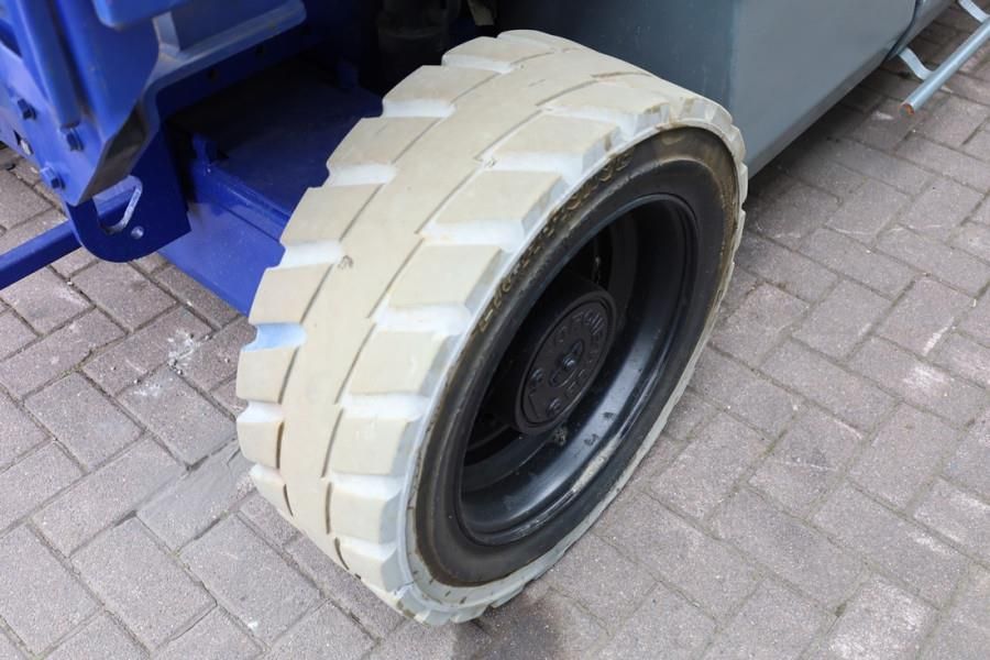 JLG 3369LE Electric, 12m Working Height, 450kg Capacit