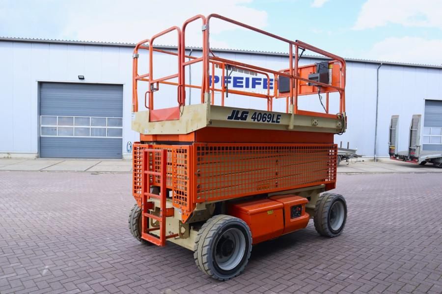 JLG 4069LE Electric, 14.2m Working Height, 360kg Capac