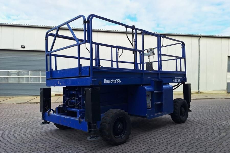 Haulotte H12SX Diesel, 4x4 Drive, 12m Working Height, 700kg