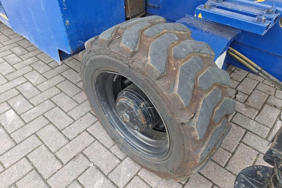 Haulotte H12SX Diesel, 4x4 Drive, 12m Working Height, 700kg