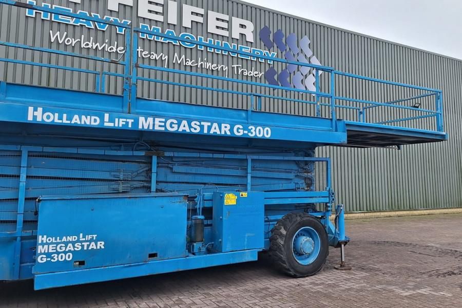 Holland Lift Megastar G300 Diesel, 4x4x4 Drive, 33.5m Working H