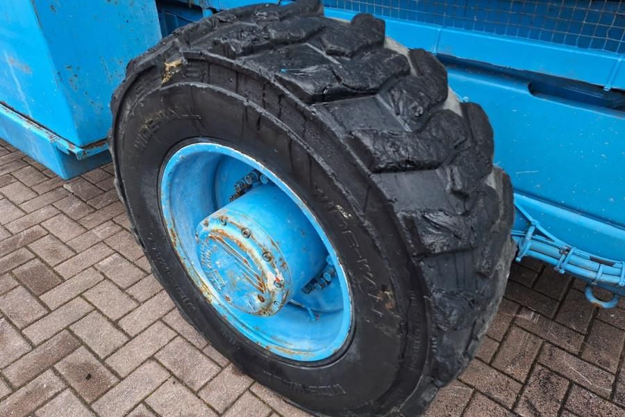 Holland Lift Megastar G300 Diesel, 4x4x4 Drive, 33.5m Working H