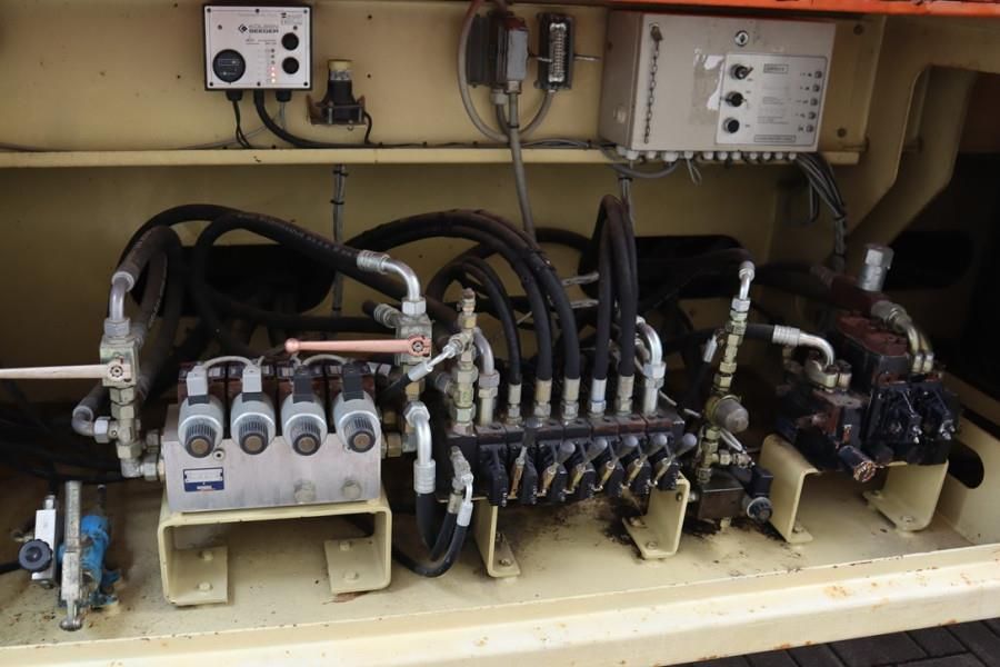 JLG SL320-30 Diesel, 4x4 Drive, 34m Working Height, 14