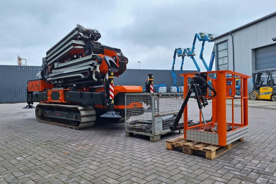 Jekko JF545CDH-2 Diesel/Electric powered, Remote Control