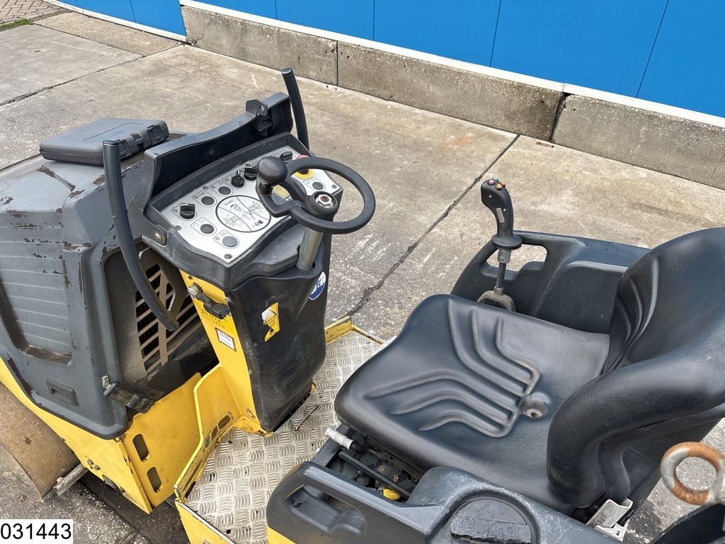 Bomag BW 100ADM-5 2252h, 15.1KW