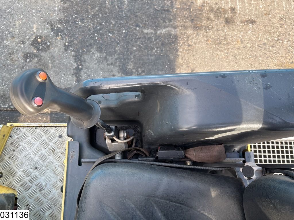 Bomag BW 100ADM-5 2612h, 15.1KW