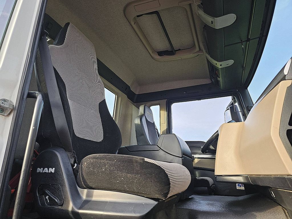 M.A.N. 18.420 TGS short cab intarder