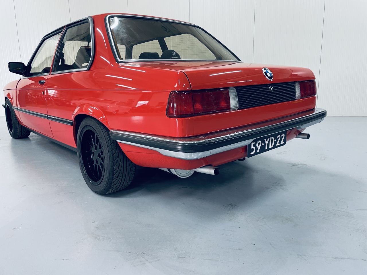 BMW 320i / 6 1977 (Restomod)