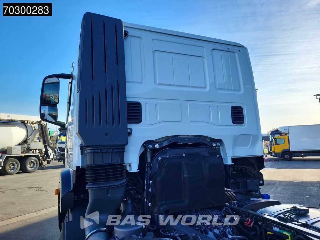 Iveco X-Way X-Way 500 6X4 NEW 6x4 chassis Sleepercab Rear Air suspension Automatic Euro 6