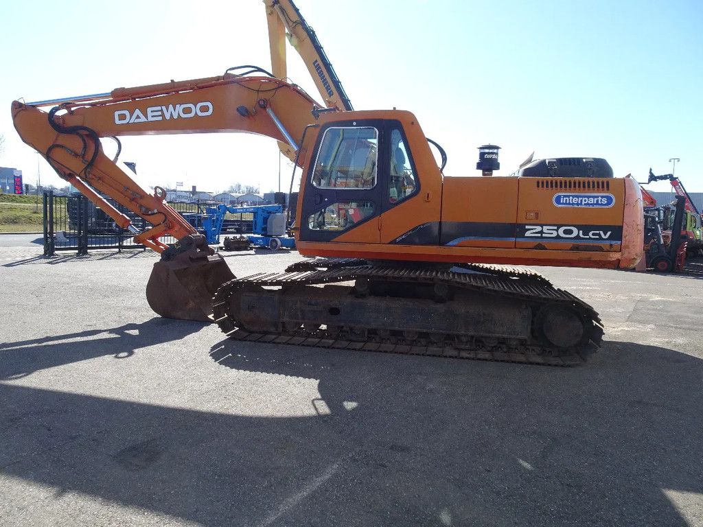 Daewoo-Doosan SL250LC-V