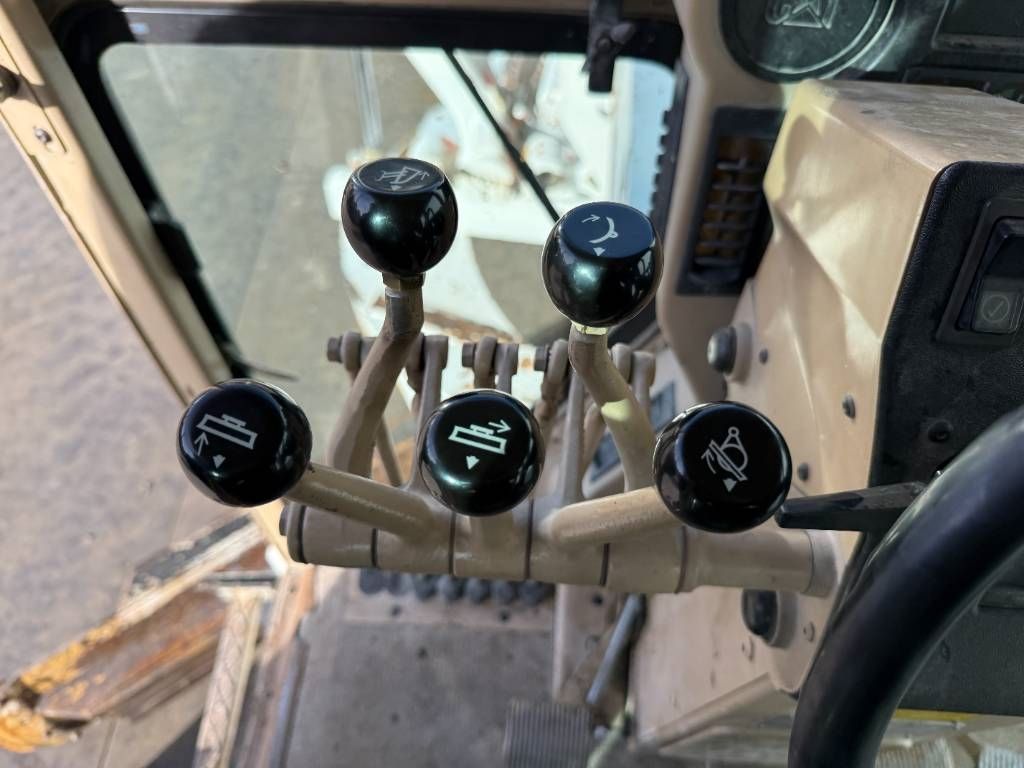 CAT 120H - CE Certified / Brand New Tyres!