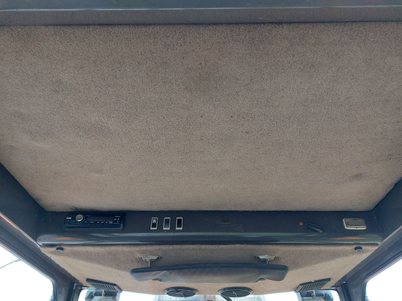 Renault 85-32 MX met voorlader ZEER NETTE TREKKER