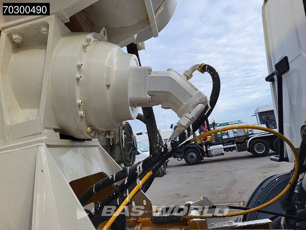 Scania P410 8X4 9m3 Liebherr HTM 904 FL mixer Steelsuspension Automatic Euro 6