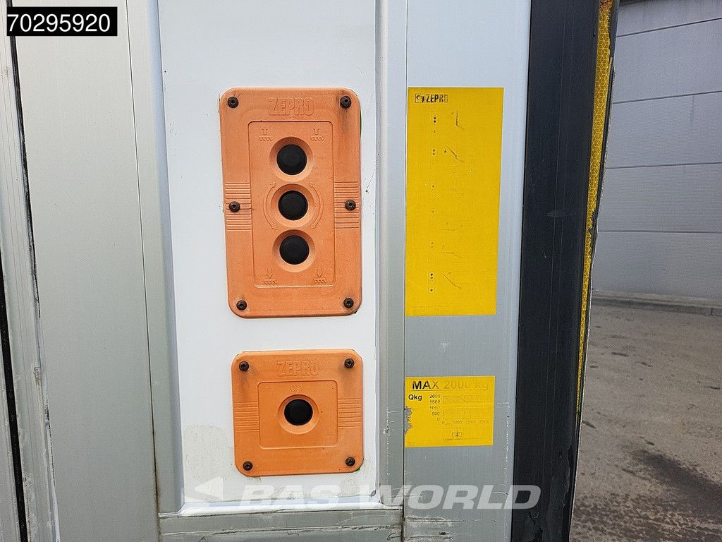 Mercedes Antos 1827 4X2 2000kg Ladebordwand Automatic Xenon Euro 6