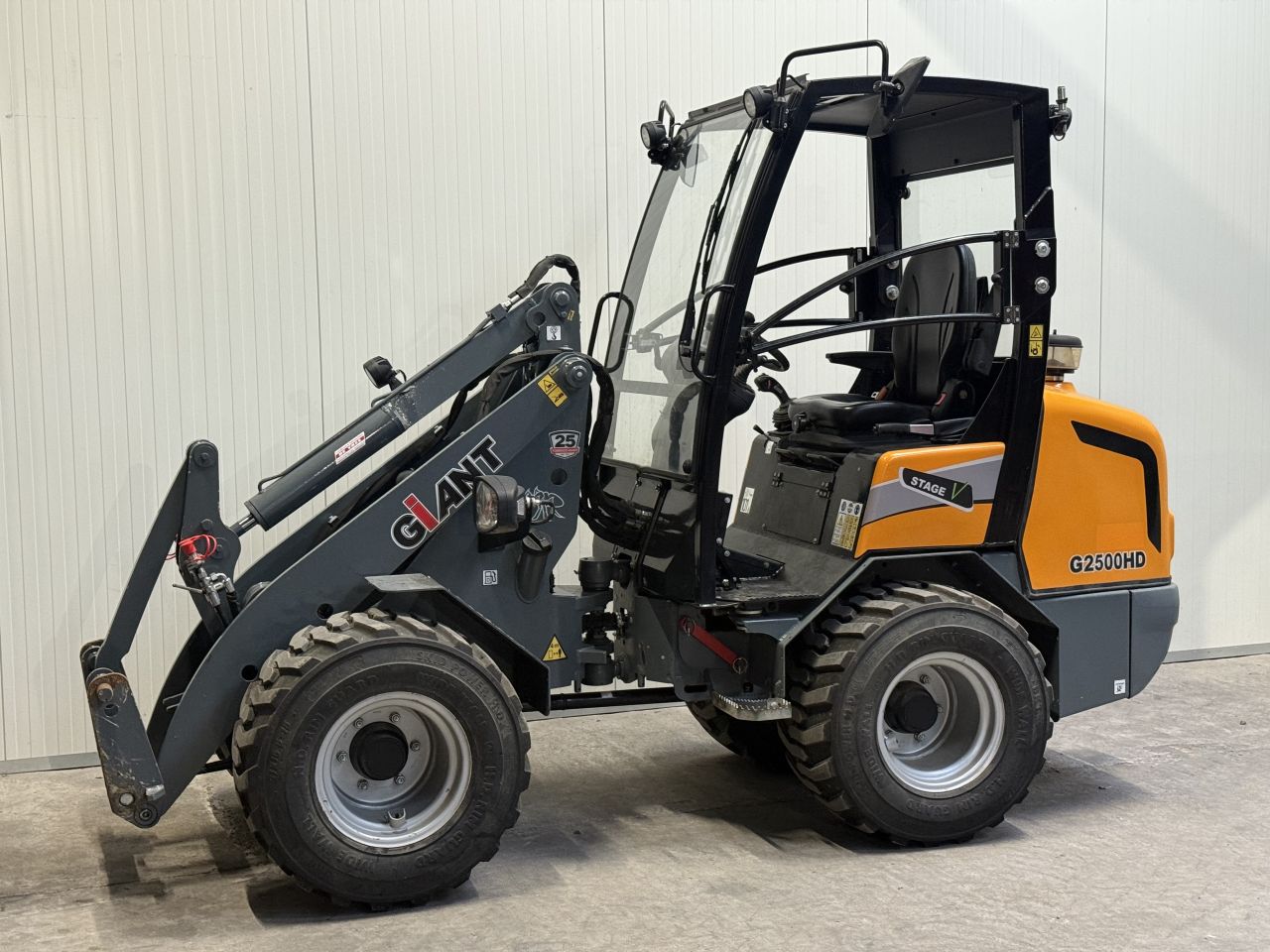 Giant g2500 HD ( 150 uur )