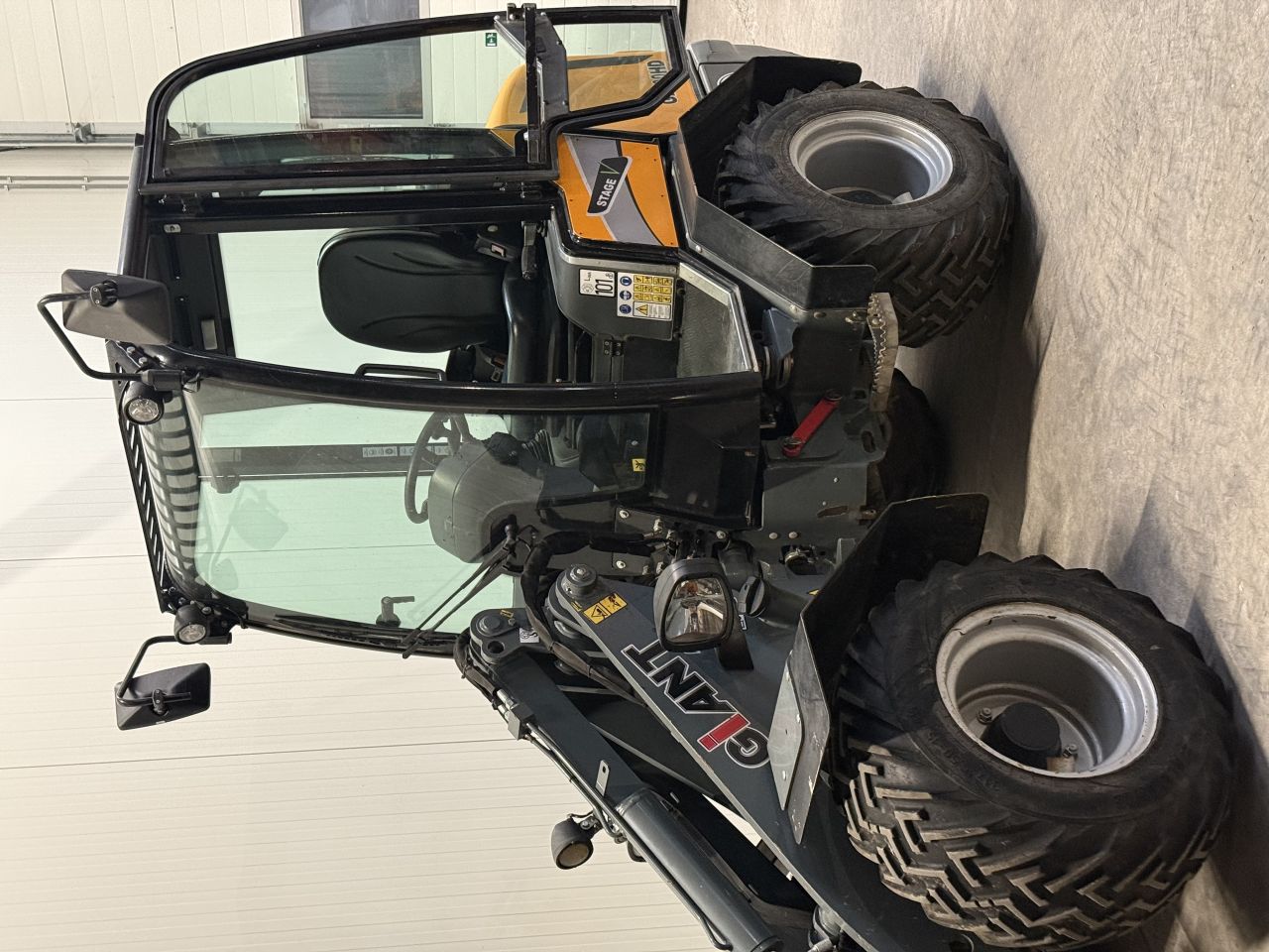 Giant g2500extra HD ( pro inching )