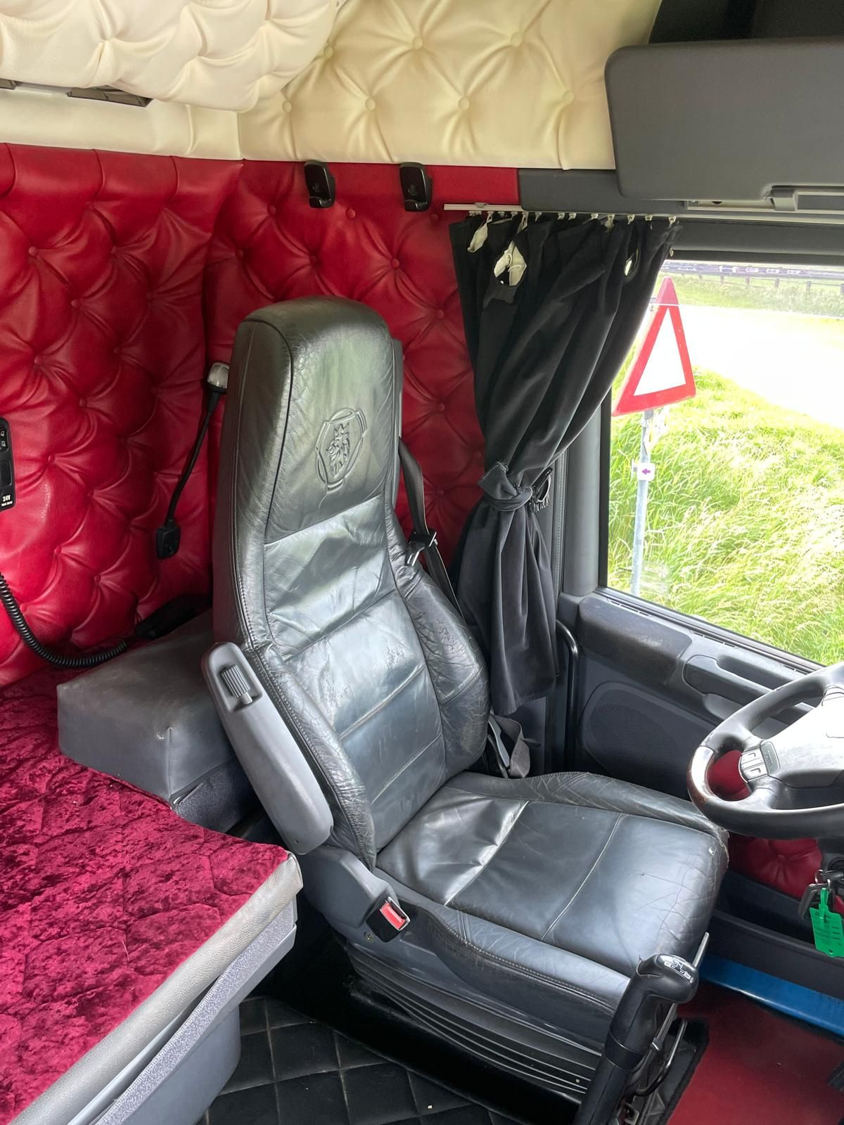 Scania R620 container auto V8 handgeschakeld