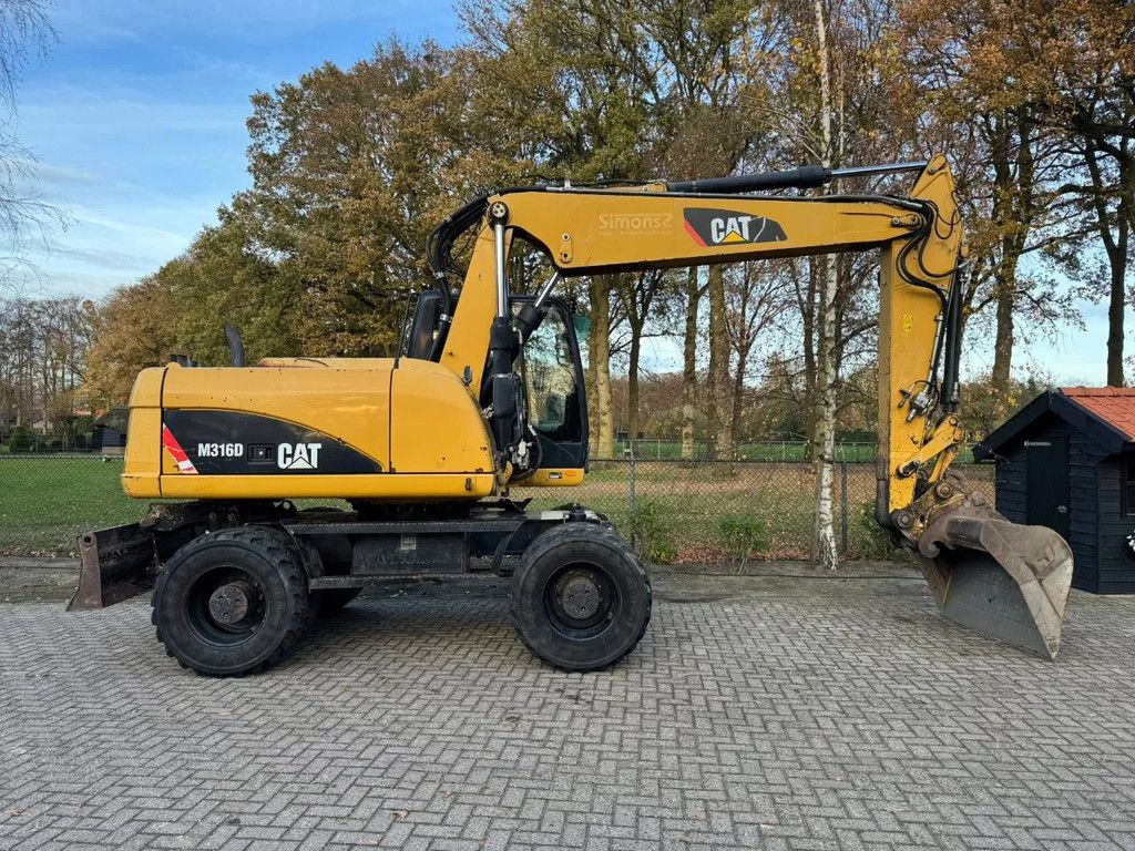 Caterpillar M316D Mobiele graafmachine