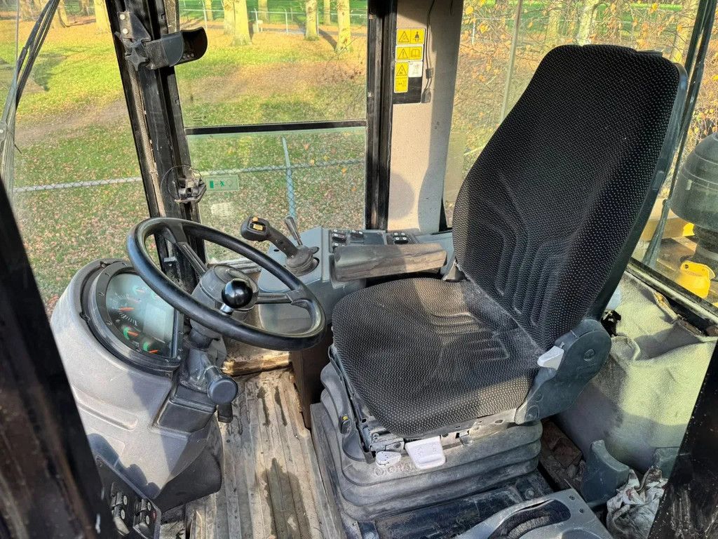 Caterpillar 938H Shovel loader