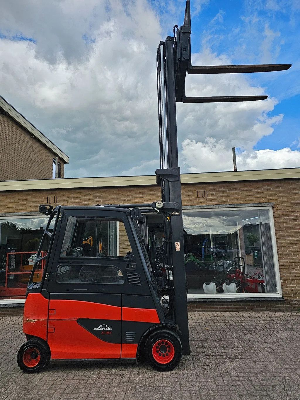 Linde E30 elektrische heftruck vorkheftruck