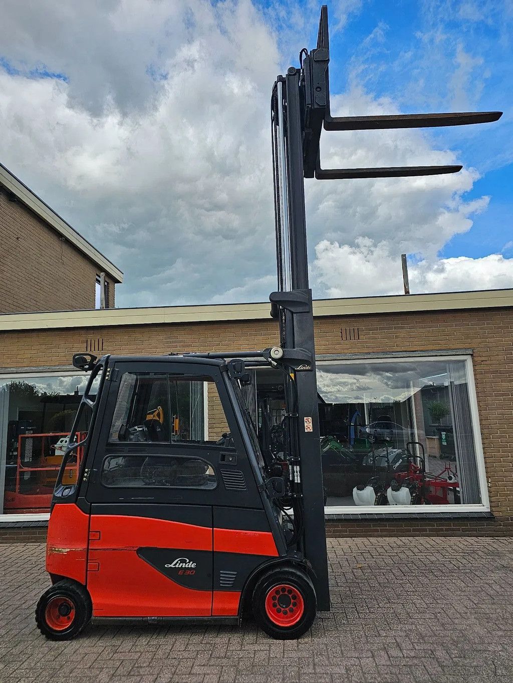 Linde E30 elektrische heftruck vorkheftruck