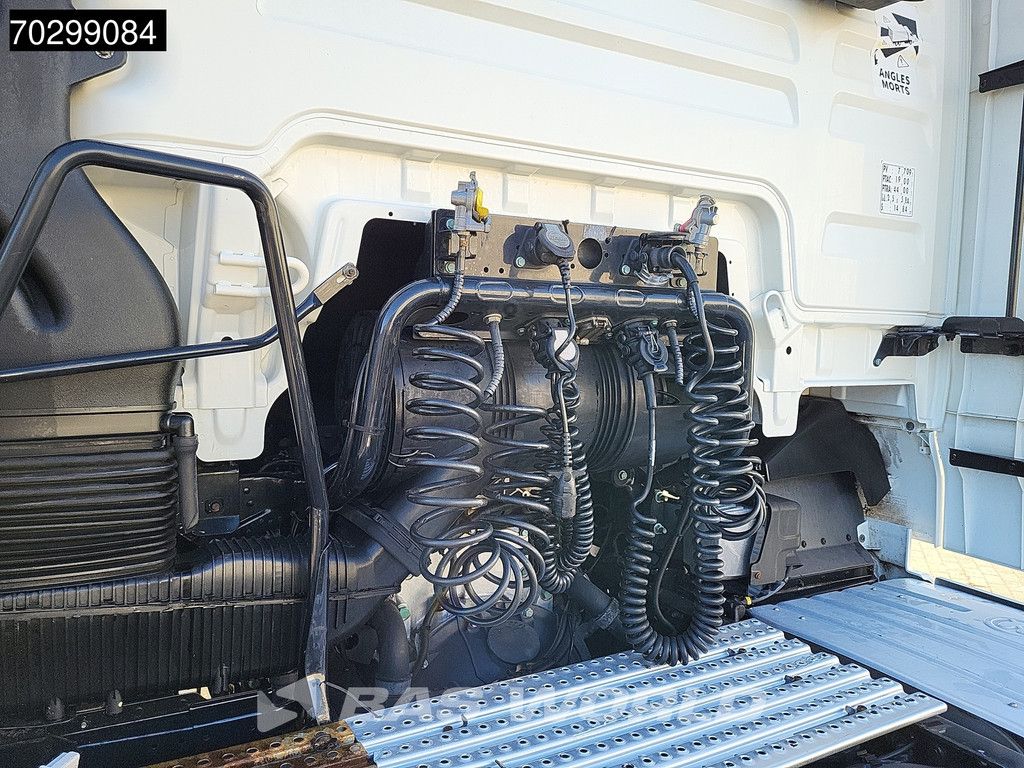 MAN TGX 18.500 4X2 XLX Retarder 2x Tanks